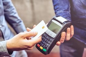 Contactless credit card payment system