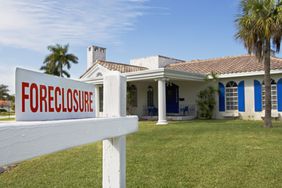 Foreclosure sign, real estate